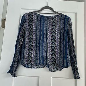 Boho long sleeve size 6